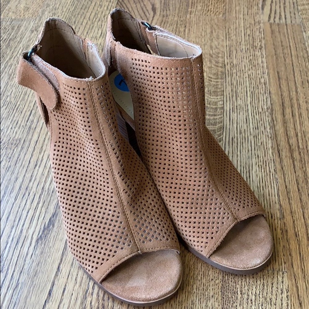 New Marc Fisher suede laser cut peep toe bootie